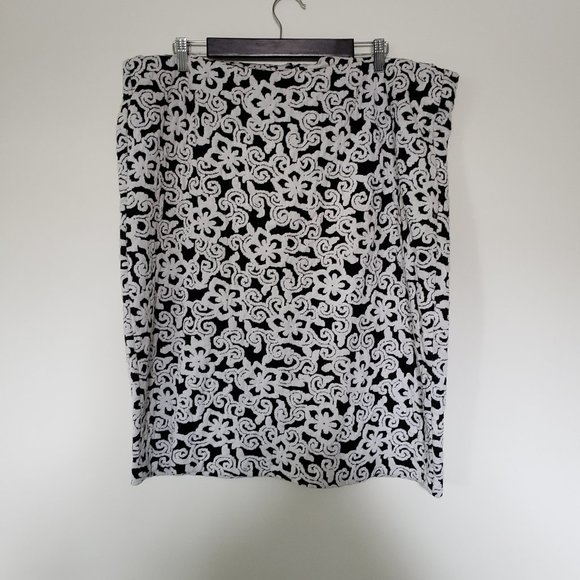Eloquii Black and White Skirt - Picture 1 of 2